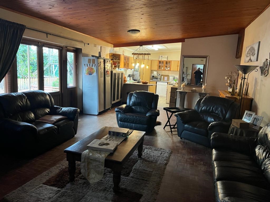 4 Bedroom Property for Sale in Worcester Western Cape